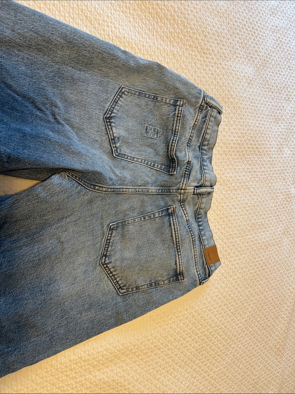 Vuori classic wide leg Jeans in Light Blue - Picture 3 of 6